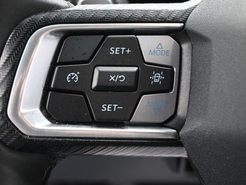 Used 2024 Ford Mustang GT RWD image 11