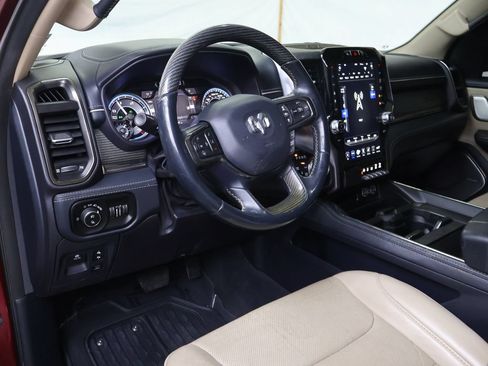Used 2021 RAM 1500 Limited AWD/4WD image 17