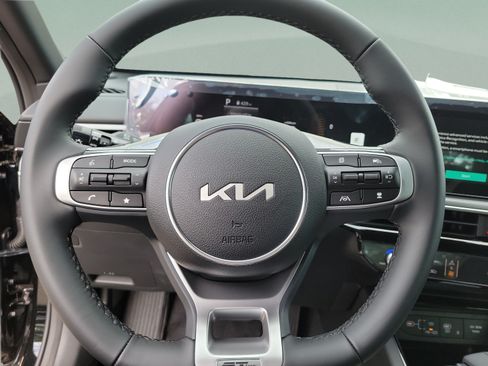 New 2026 Kia K5 GT-Line image 16