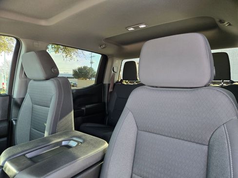 Certified 2023 Chevrolet Silverado 1500 Custom image 13