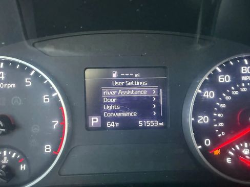 Used 2021 Kia Seltos S FWD image 11