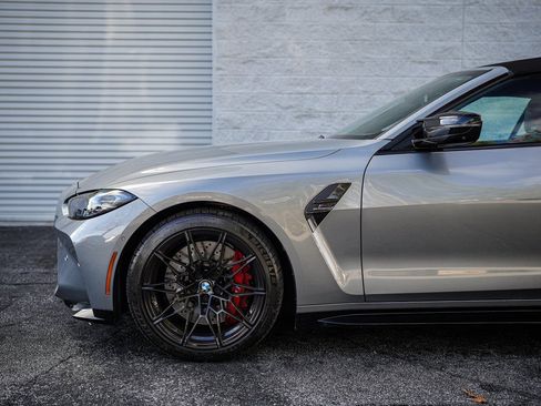 Used 2024 BMW M4 xDrive Competition w/ Executive Package image 11