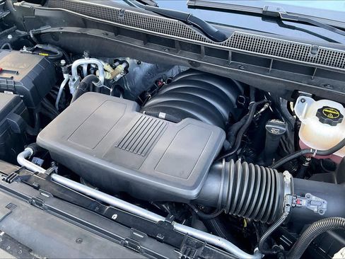 Used 2024 Chevrolet Tahoe Premier image 32