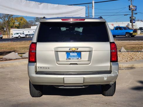 Used 2015 Chevrolet Tahoe LT w/ Luxury Package image 6