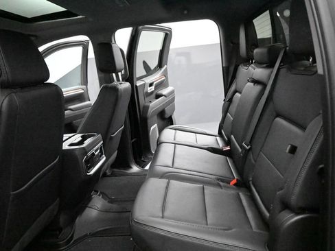 Used 2025 GMC Sierra 1500 Denali w/ Technology Package AWD/4WD image 19