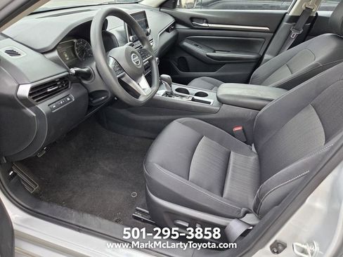 Used 2022 Nissan Altima 2.5 SV FWD image 6