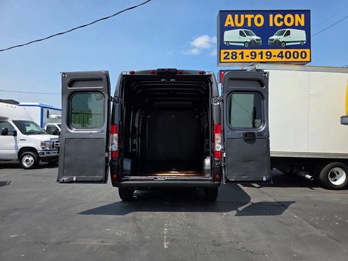 Used 2022 RAM ProMaster 2500 w/ Interior LED Lighting Group FWD image 12