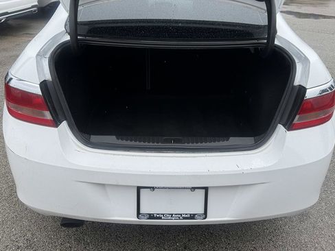 Used 2016 Buick Verano w/ Comfort Package FWD image 10