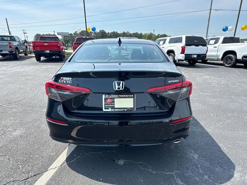 Used 2024 Honda Civic Sport image 7