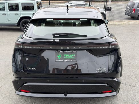 Used 2024 Nissan Ariya AWD image 6