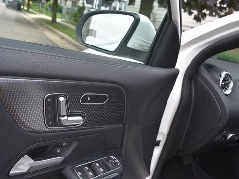 Used 2022 Mercedes-Benz GLA 250 GLA 250 image 13