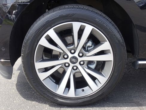 Used 2020 Ford Expedition Max Platinum image 8