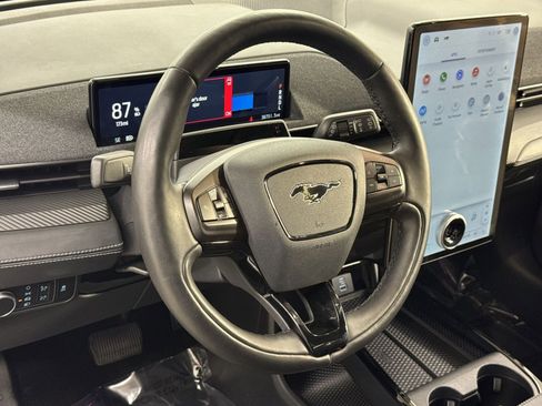 Used 2022 Ford Mustang Mach-E Premium image 20