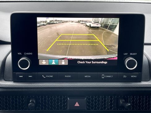 Used 2023 Honda CR-V LX image 17