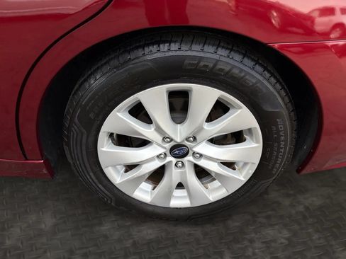 Used 2017 Subaru Legacy 2.5i Premium AWD/4WD image 36