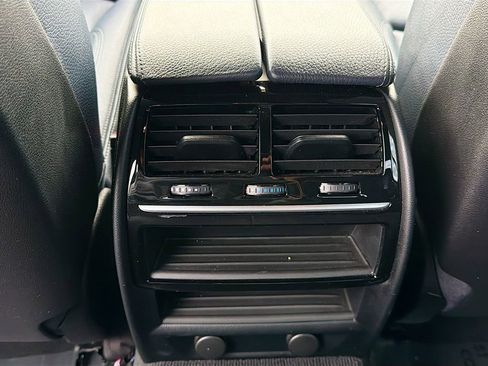 Used 2019 BMW 530i 530i w/ Convenience Package image 20