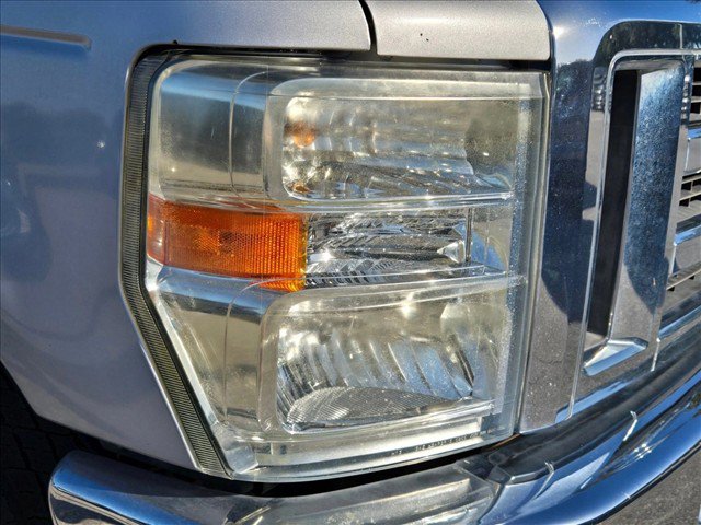 Used 2013 Ford E-350 and Econoline 350 XLT RWD image 7