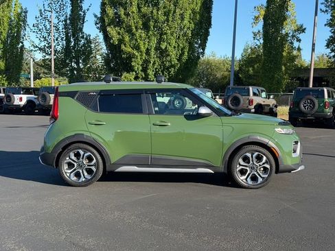 Used 2020 Kia Soul X-Line FWD image 2