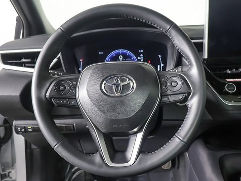 Used 2025 Toyota Corolla SE w/ SE Premium Package image 36