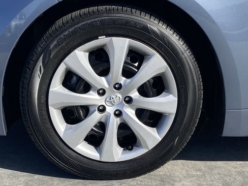 Certified 2025 Toyota Corolla LE image 8