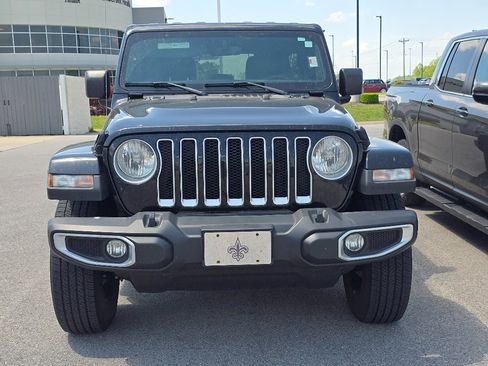 Used 2023 Jeep Wrangler Unlimited Sahara w/ Cold Weather Group AWD/4WD image 8