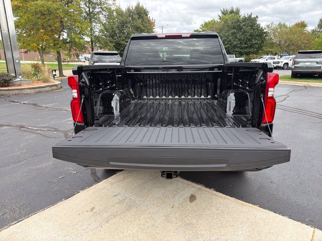 New 2026 Chevrolet Silverado 1500 RST AWD/4WD image 24