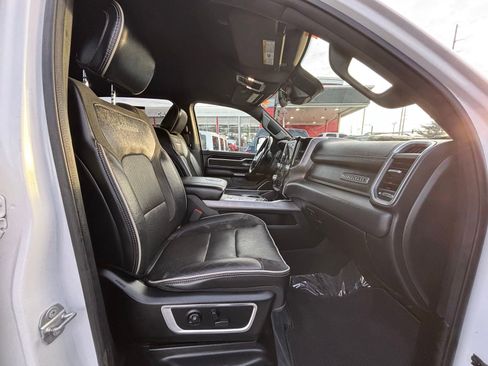 Used 2021 RAM 1500 Laramie AWD/4WD image 28