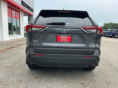 Certified 2023 Toyota RAV4 LE AWD/4WD image 4