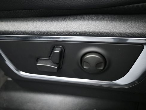 New 2026 RAM 1500 Laramie w/ Night Edition image 13