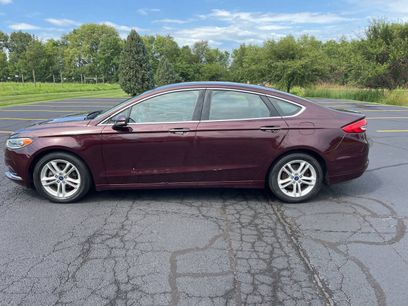 Used 2018 Ford Fusion SE w/ Fusion SE Technology Package