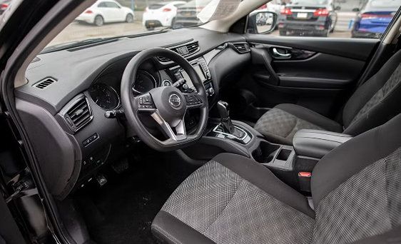 Used 2019 Nissan Rogue Sport SV FWD image 11