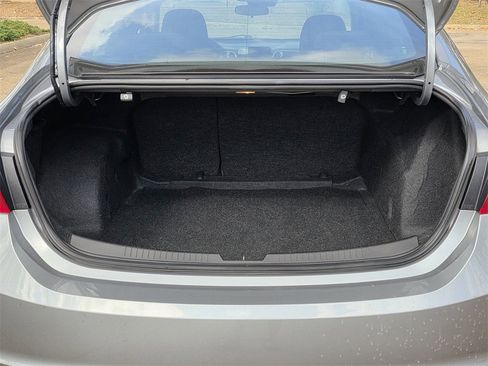 Used 2023 Chevrolet Malibu LT image 25