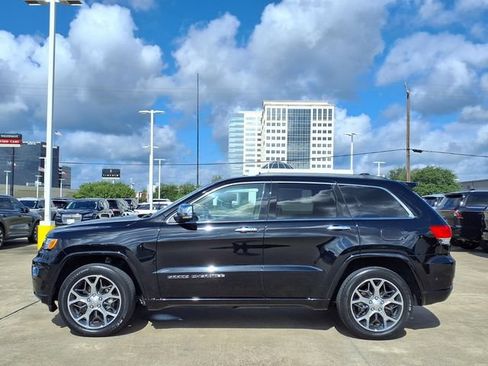 Used 2020 Jeep Grand Cherokee Overland RWD image 26