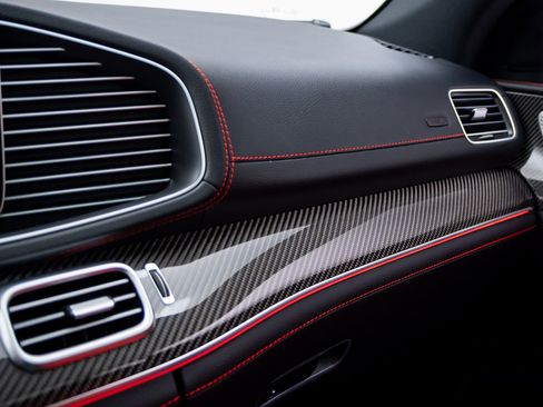 Used 2025 Mercedes-Benz GLE 53 AMG 4MATIC Coupe image 27