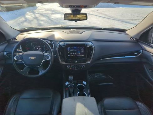 Used 2021 Chevrolet Traverse LT w/ LT Premium Package image 15