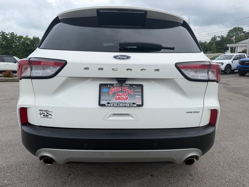 Used 2022 Ford Escape SEL w/ Technology Package AWD/4WD image 9
