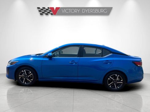 Used 2025 Nissan Sentra SV FWD image 7