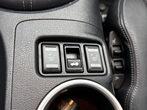 Used 2020 Nissan 370Z Touring Sport image 28