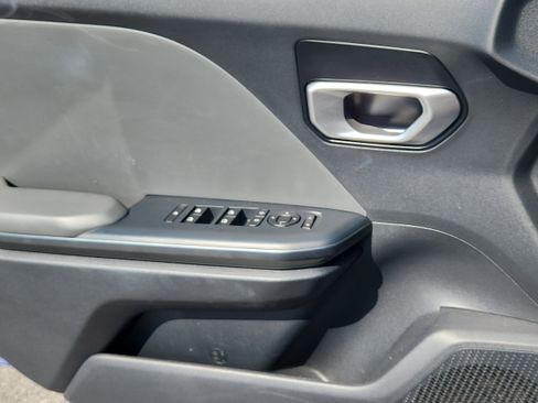 Used 2025 Kia K4 FWD image 8