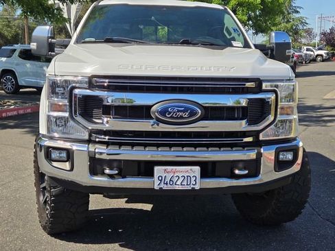 Used 2021 Ford F250 XLT w/ XLT Premium Package AWD/4WD image 2