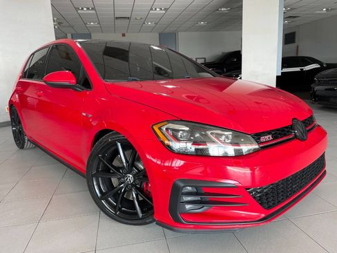 Used 2020 Volkswagen GTI SE image 1