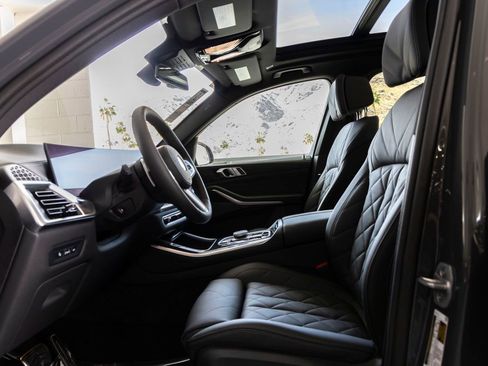 New 2026 BMW X5 xDrive50e image 15