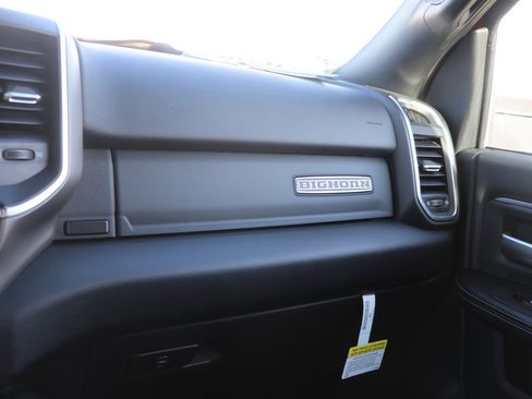 New 2026 RAM 2500 Big Horn AWD/4WD image 26