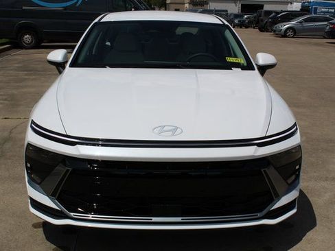 New 2025 Hyundai Sonata SE FWD image 7
