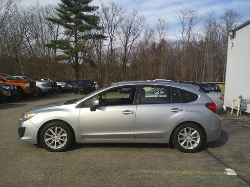 Used 2013 Subaru Impreza 2.0i Premium AWD/4WD image 7