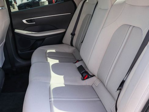 Used 2025 Hyundai Sonata SE FWD image 19