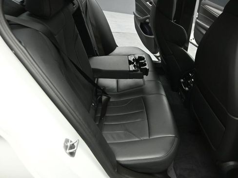 Used 2022 BMW M5 w/ Executive Package image 25