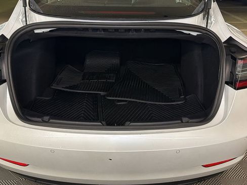 Used 2022 Tesla Model Y Performance image 12