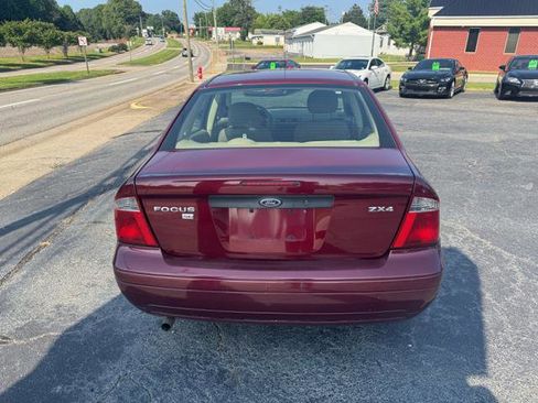 Used 2006 Ford Focus SE image 4