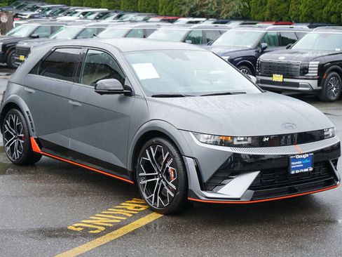 Certified 2025 Hyundai Ioniq 5 N AWD/4WD image 3